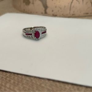 14K RUBY & DIAMOND RING
